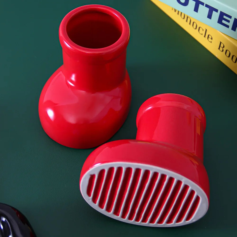 CERAMIC BOOT POT