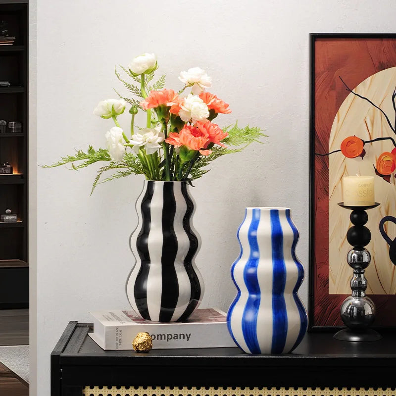 WAVY STRIPED VASE