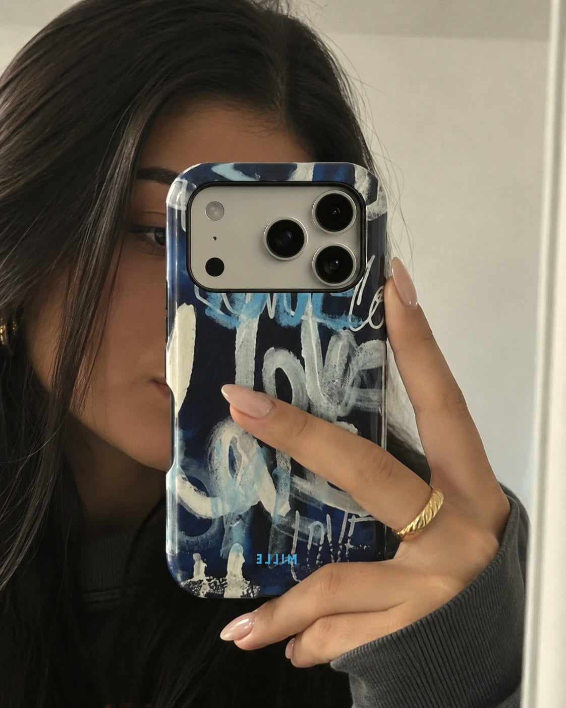 hero 1 nice mirror selfie